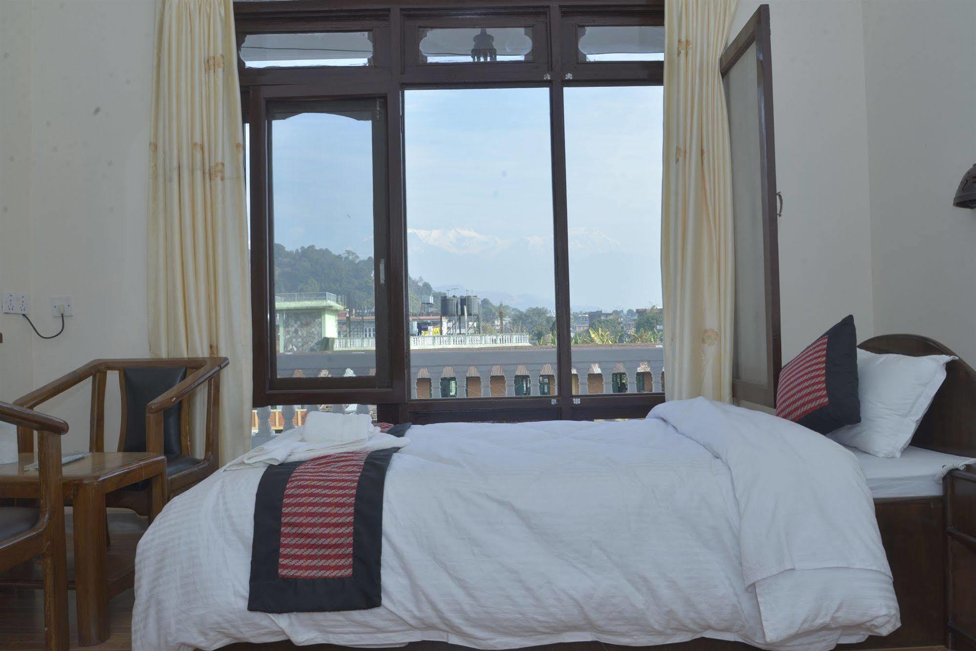 Hotel Dream Pokhara Buitenkant foto