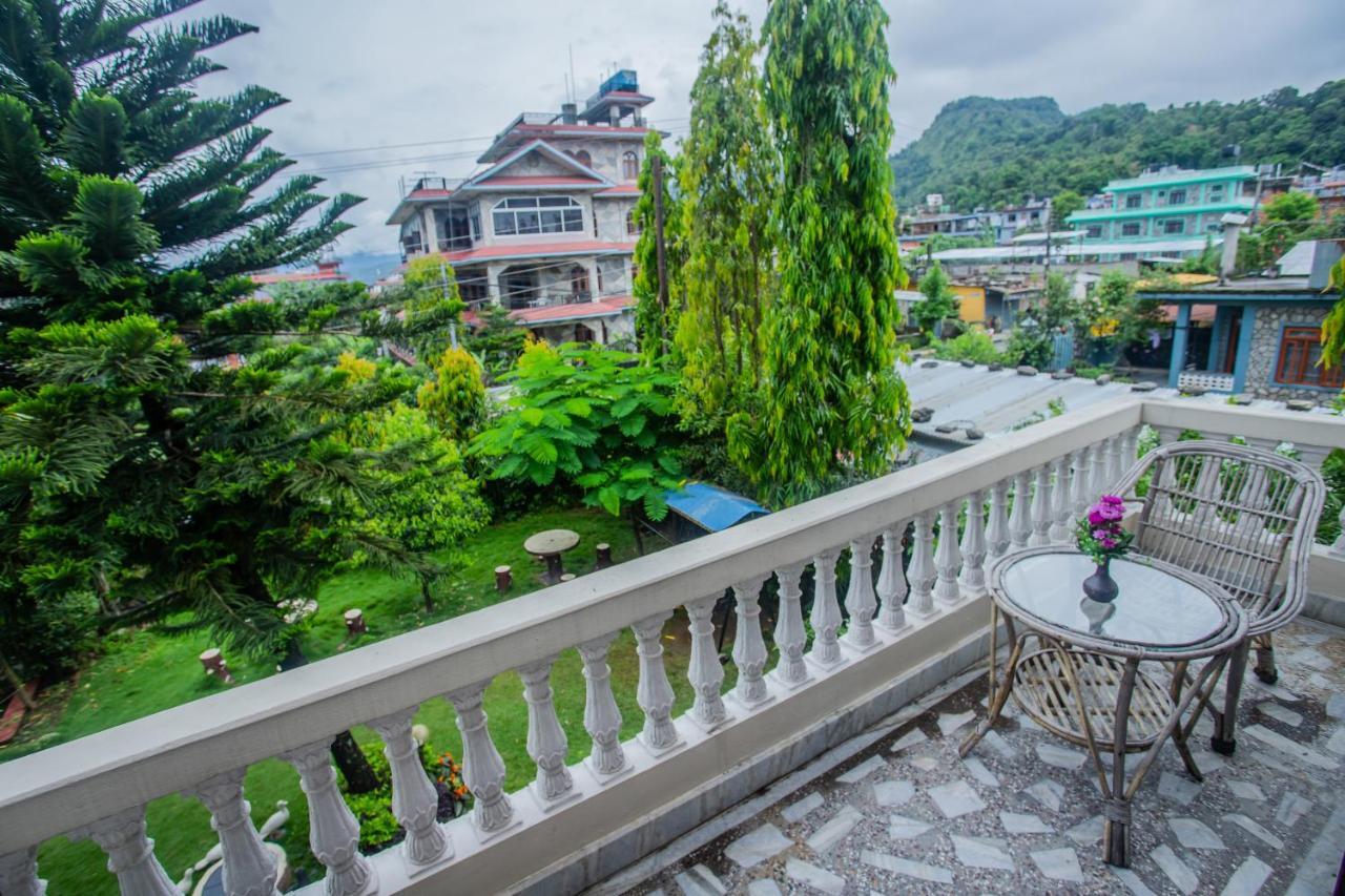 Hotel Dream Pokhara Buitenkant foto